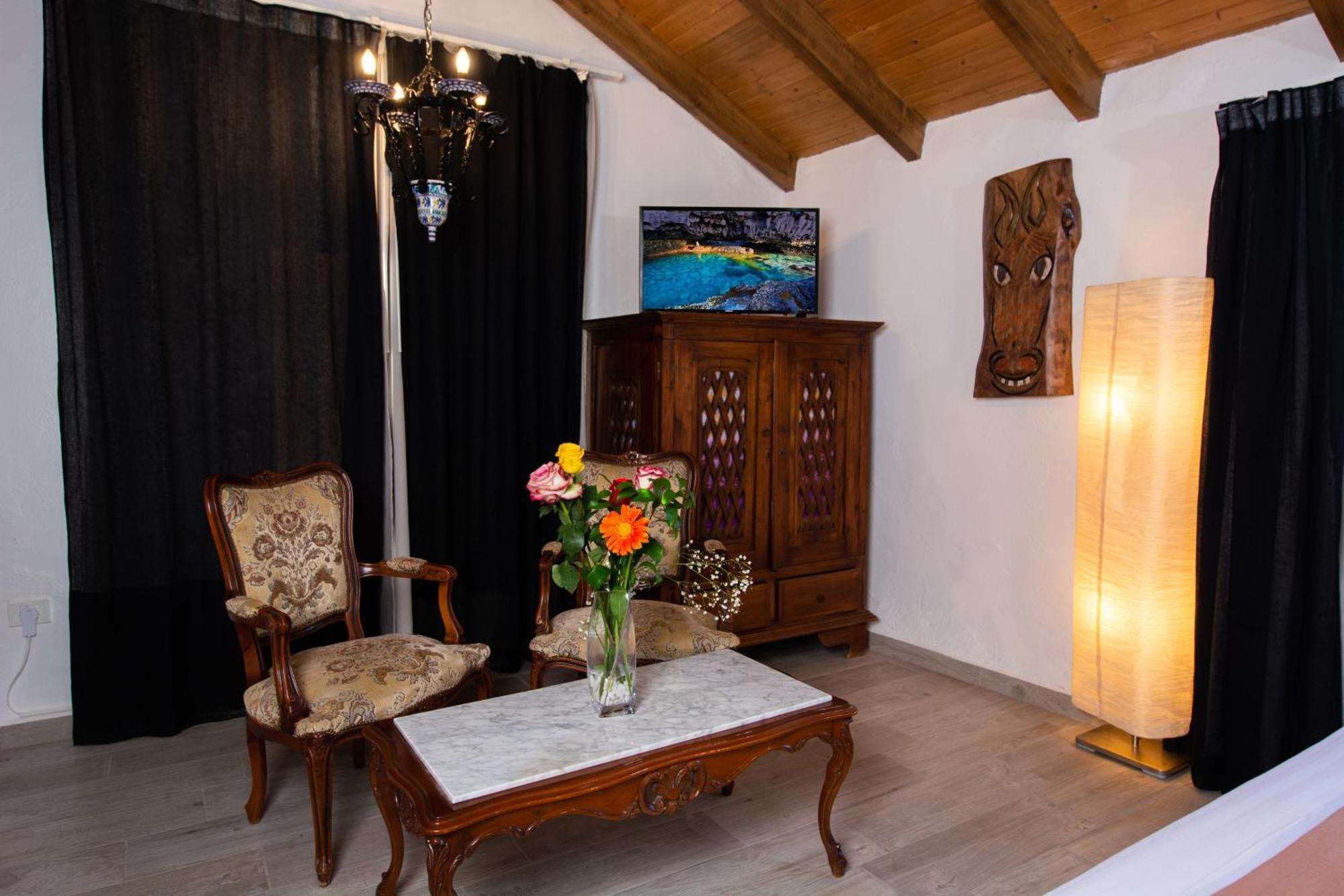 Geko Hotels Los Llanillos Eksteriør bilde